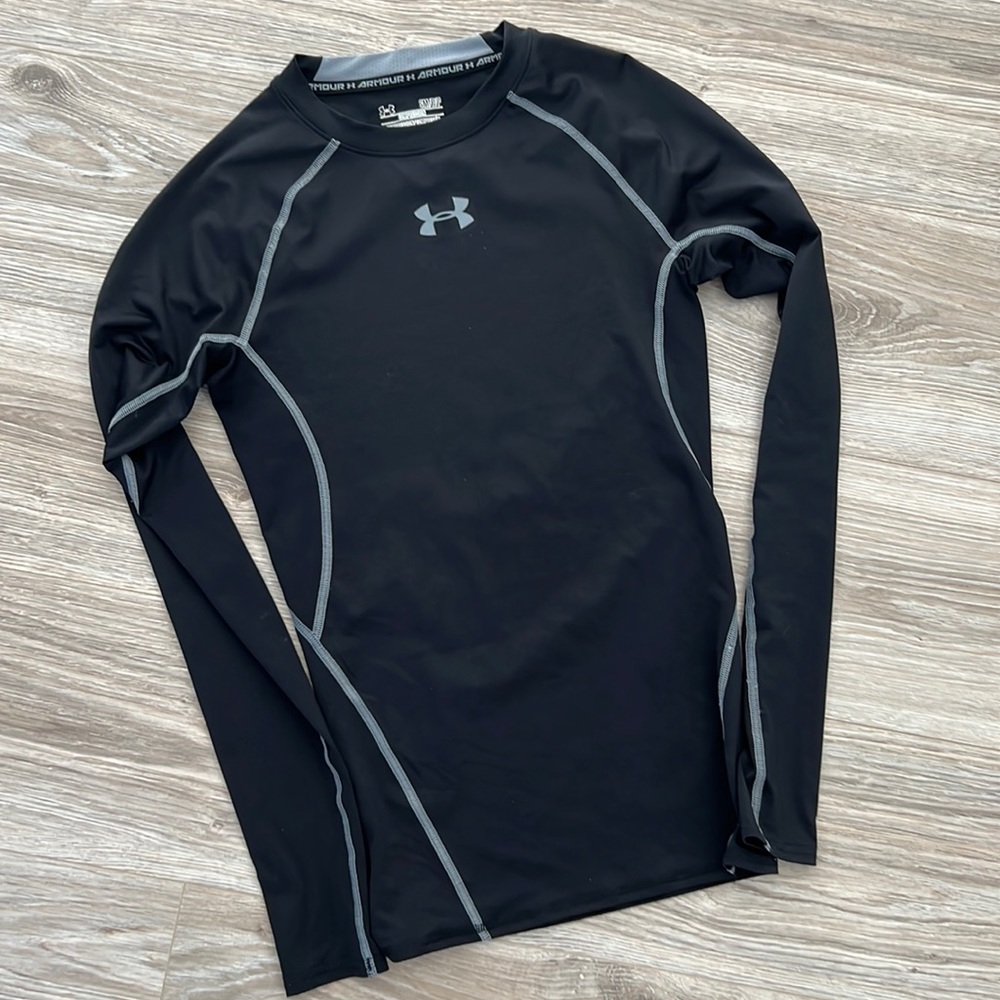Under Armour compression shirt